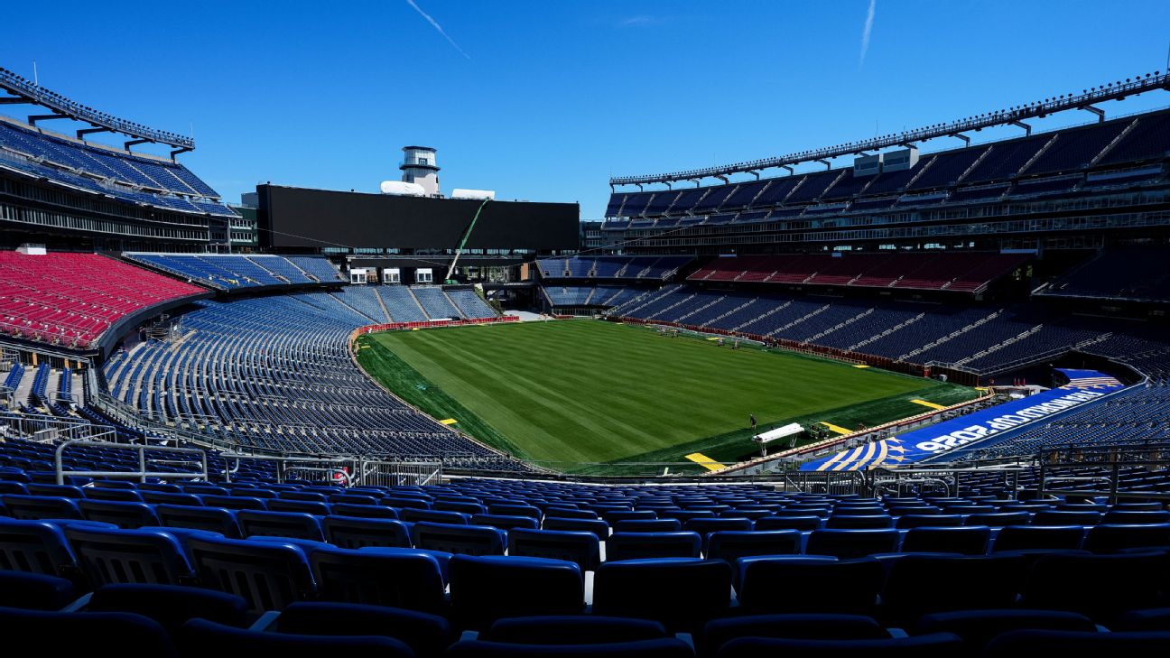 NFL球场变世界杯草皮：11座主场如何改造
